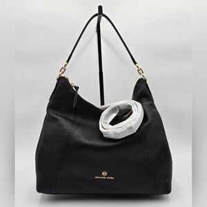 #57 NWT- Michael Kors Sienna Large Convertible Shoulder Black